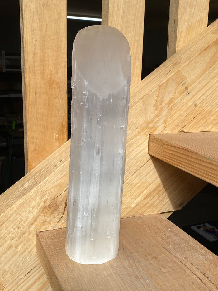 40cm lipstick lamp selenite