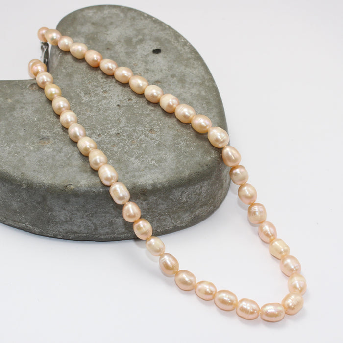 Peach Pearl necklace 40cm