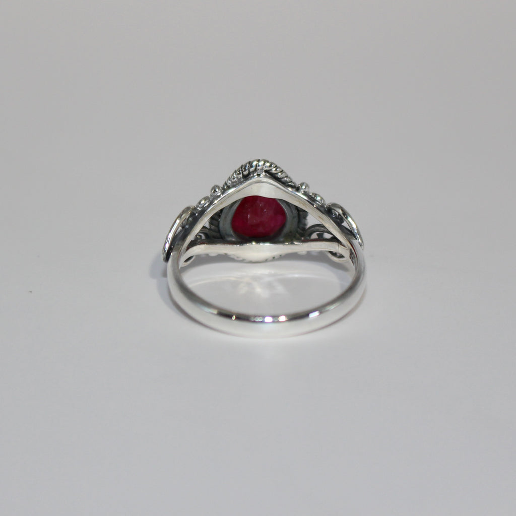 Vivian ring  in ruby sterling silver