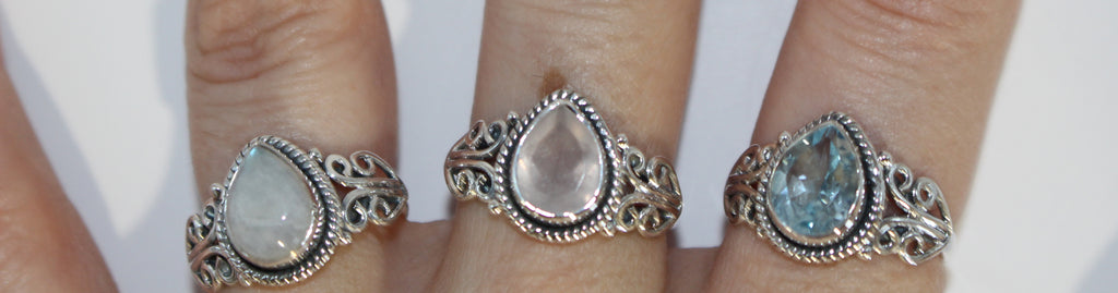 Vivian ring in blue topaz sterling silver