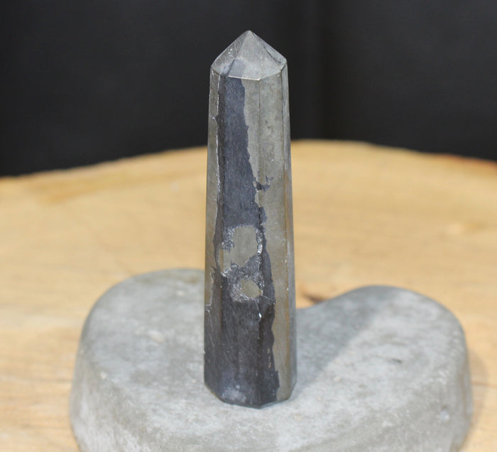 Pyrite and magnatite Tower 100mm