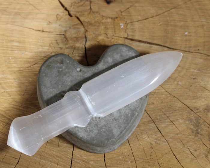 20cm Selenite knife